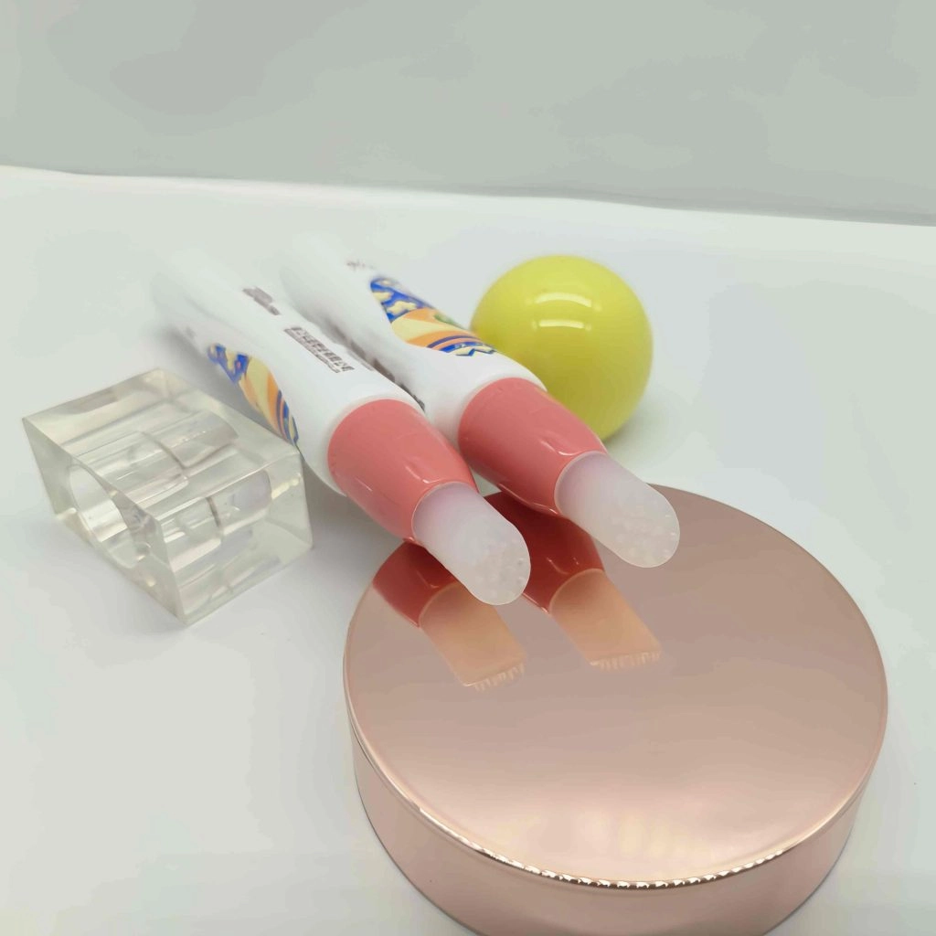 Twist-up Open End structure plastic tube