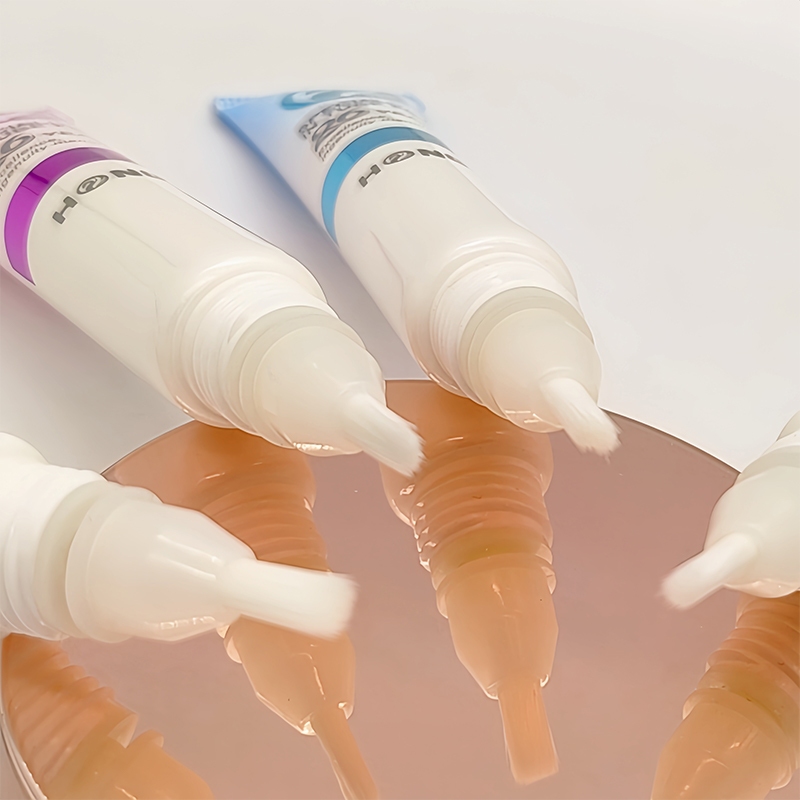 built-in brush integration plastic tube